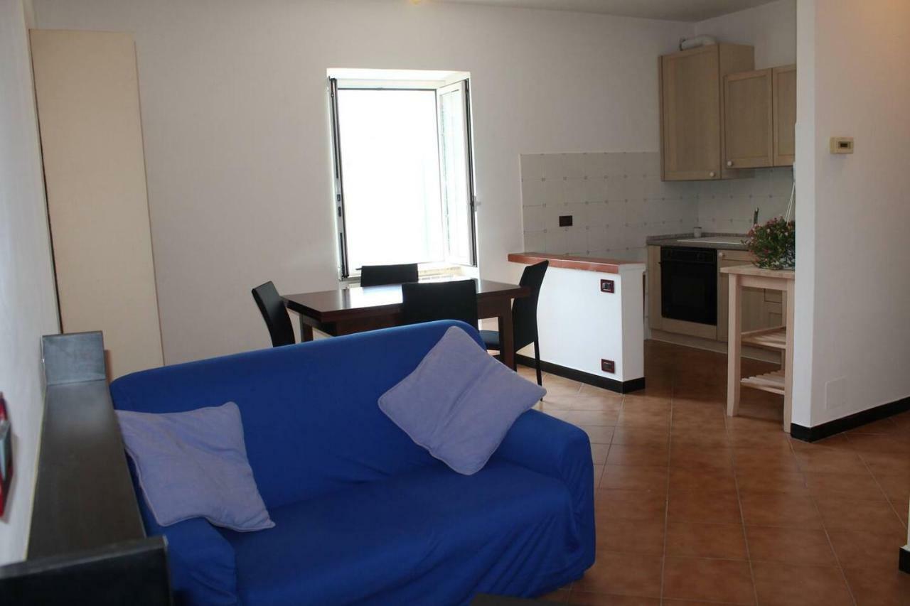 La Casetta Di Graziella Apartment Vezzi Portio Exterior foto